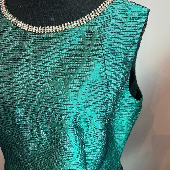 Tahari by ASL Crystal Beaded Neck Jacquard Sheath Dress Size 12 Emerald Green - Picture 3 of 6